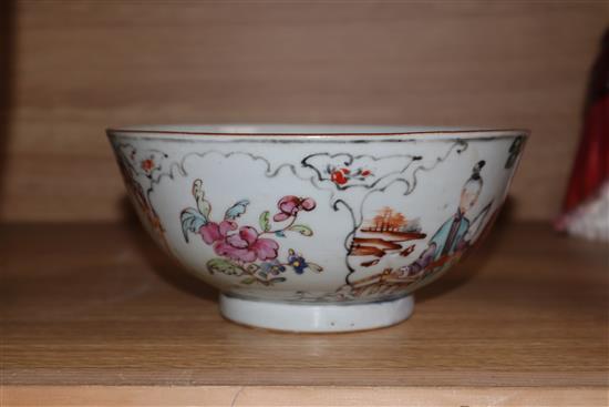 An 18th century Chinese famille rose bowl diameter 18cm